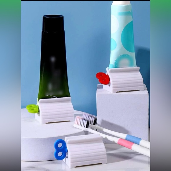 💎$1💎 2 in 1 toothpaste squeezer and stand holder - Picture 4 of 6